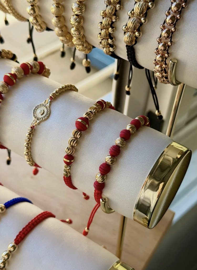 PULSERAS EN HILO
